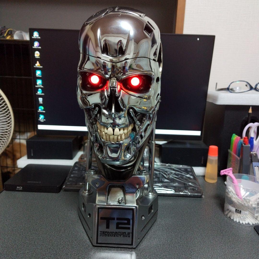 サイドショウ　ターミネーター2　T-800　エンドスケルトン1/1ヘッドレプリカ