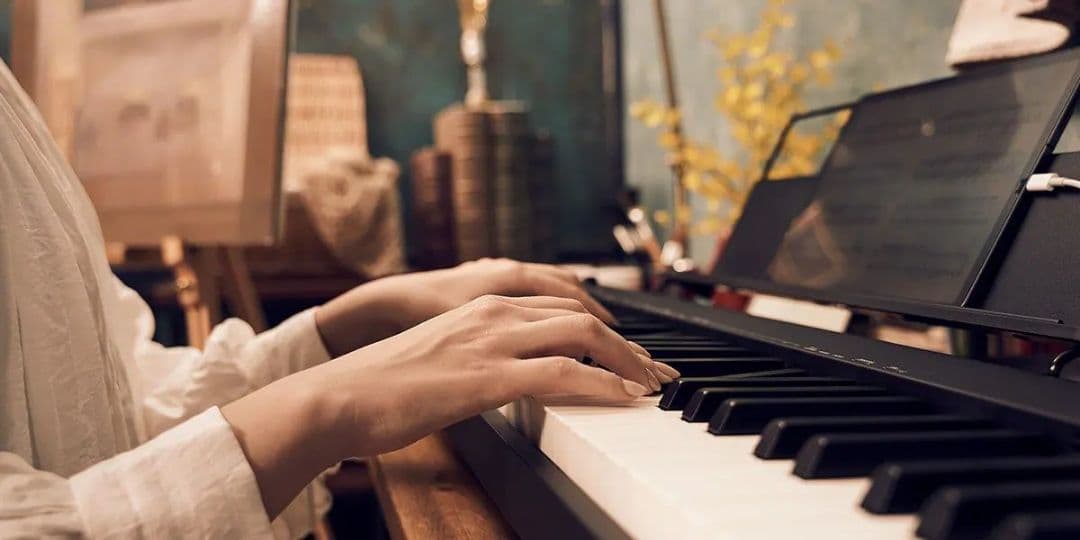 CASIO CDP-S100 電子ピアノ 88鍵盤 黒 純正スタンド付き