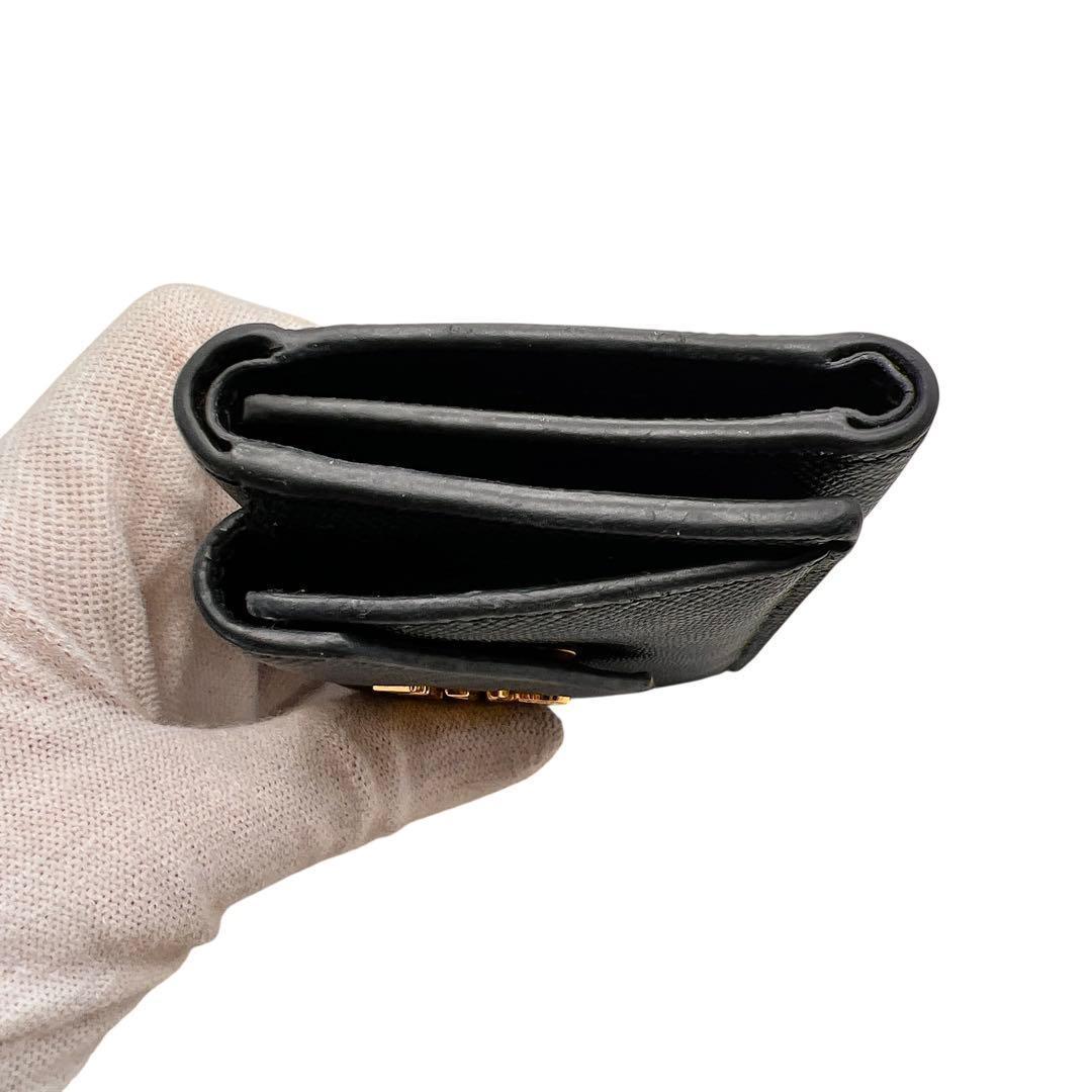 専用PRADA ミニウォレット ブラック レザー レディース 折り財布 7313