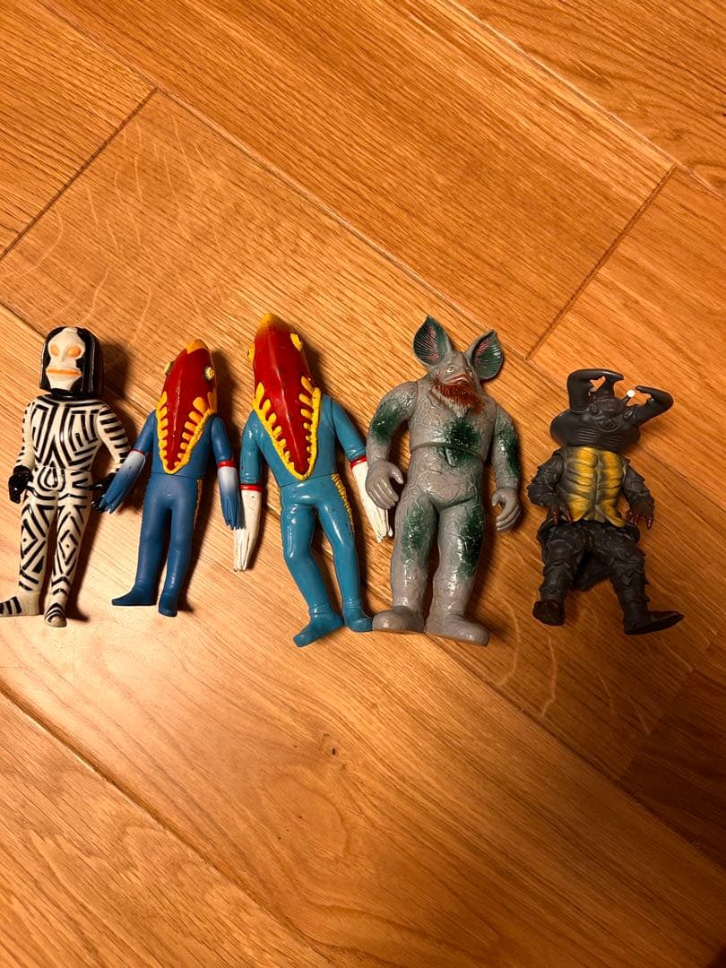 ウルトラマンシリーズ 怪獣、ウルトラマンソフビ80体まとめ売り