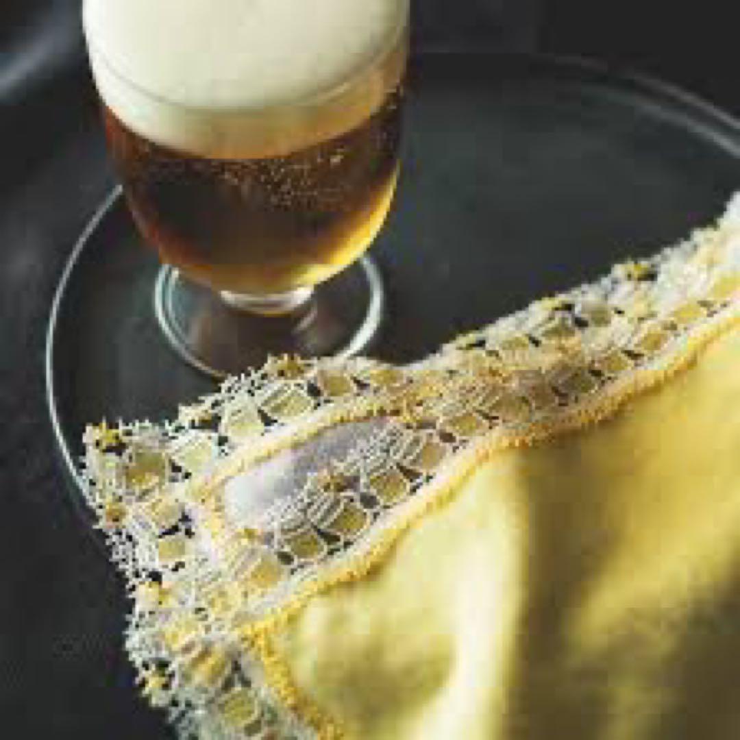 激レア⭐️近沢レース シーズンタオルハンカチ 2色 2024年版