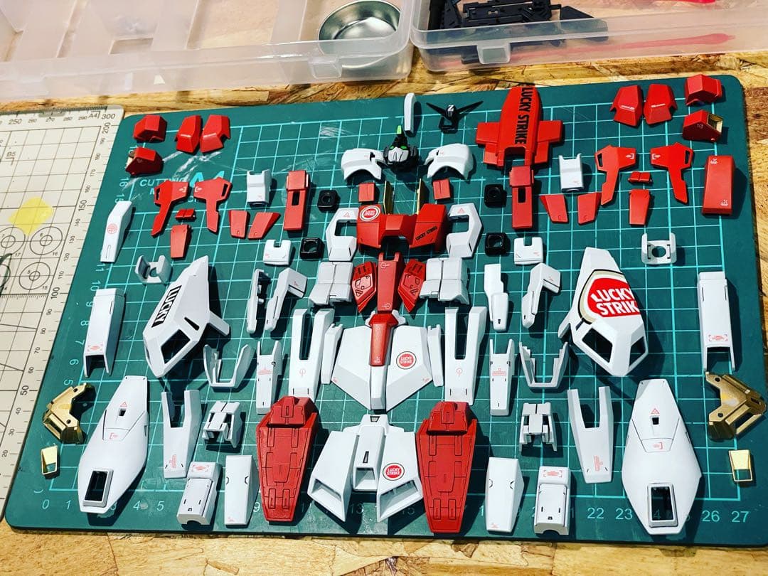 MG 1/100 MSZ-006LS Zガンダム 【ガンプラ完成品】