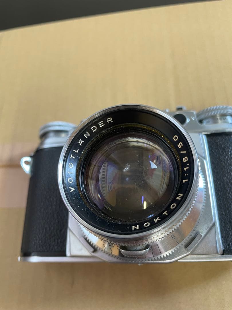 Voigtlander Prominent カメラ