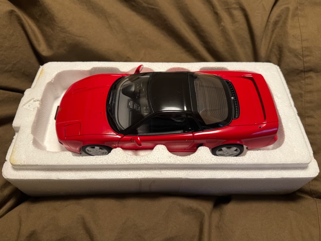 AUTOart1/18 HONDA NSX (NA1)1990フォーミュラレッド