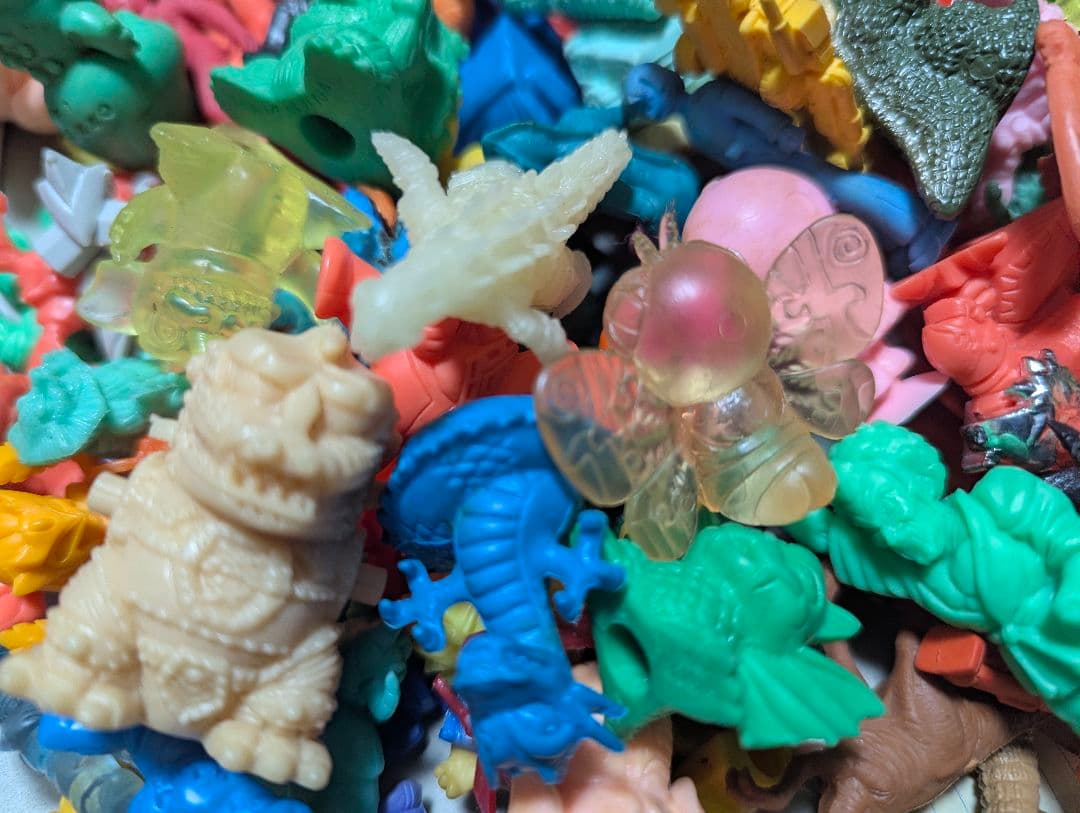 怪獣消しゴム ゴジラ ウルトラ怪獣他②