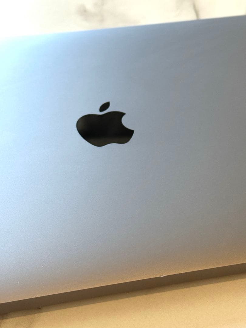 MacBook Pro 13.3 スペースグレイ 8GB 256GB 2018