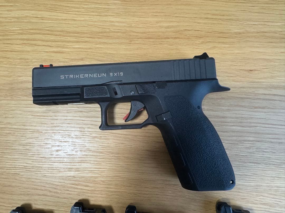 【セール値下げ】STRIKERNENUN Co2 ガスガン