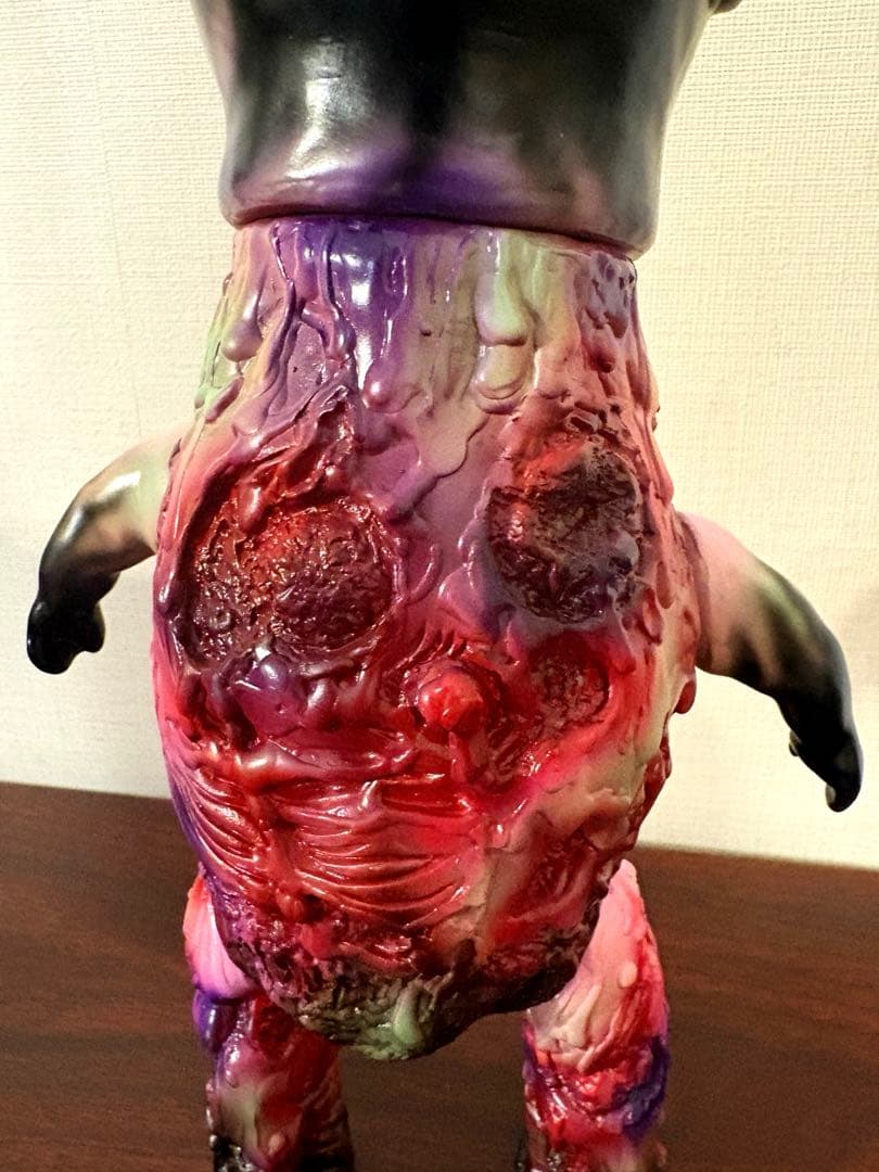 izumonster 屍怪獣 one-off bloodgutstoy