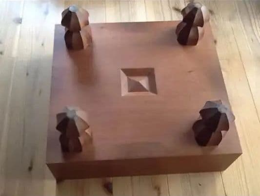 ！たのメル便送料込！【桂材】碁盤 脚付き （碁笥有り・碁石有り）