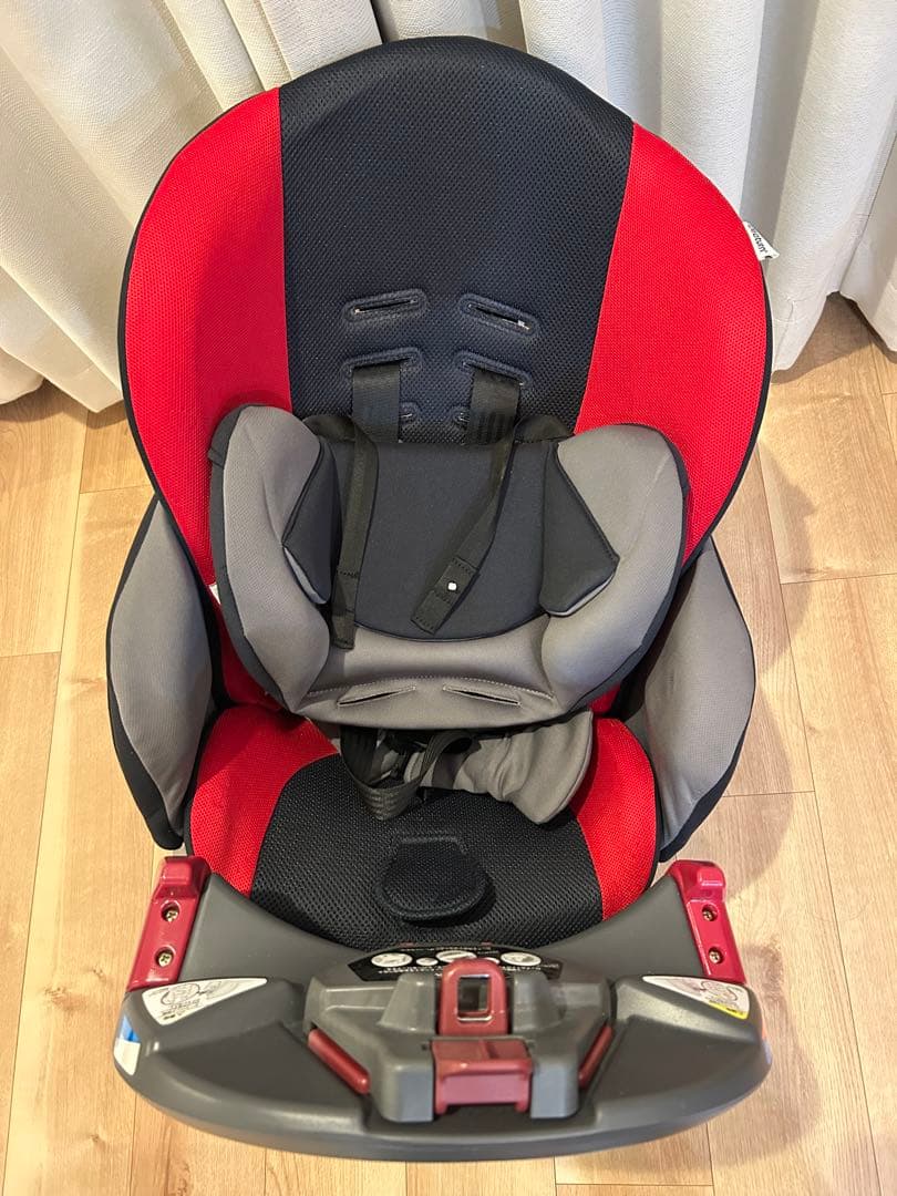 アップリカ　ディアターンプラスプレミアム（ベビー＆チャイルドシート　ベッド）