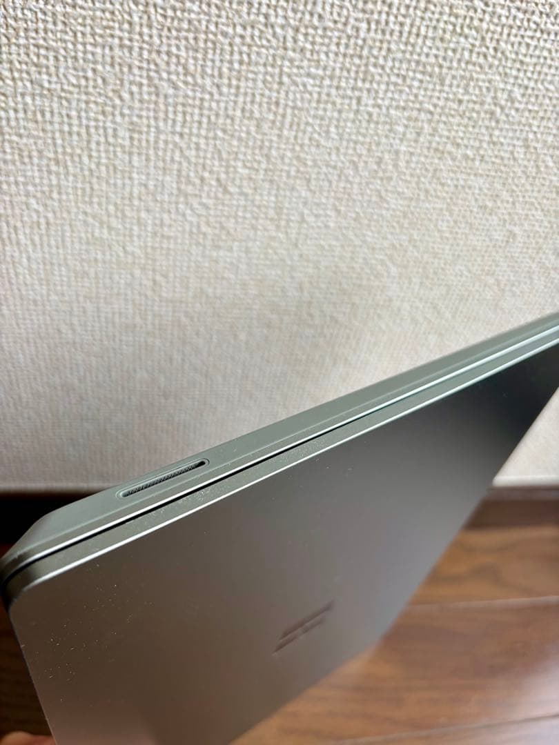 Surface Laptop／12.4型／Core i5／16GB／256GB