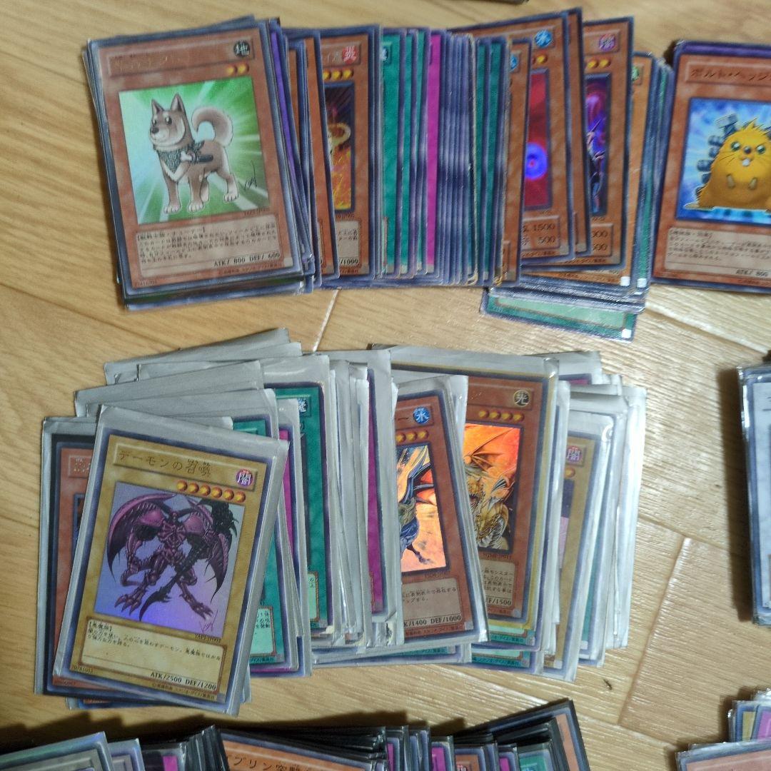 遊戯王OCGカードセットと収納ボックス　405枚