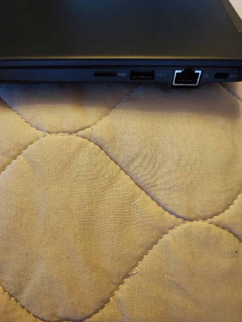 美品　2023年モデル　Dynabook G83/KW