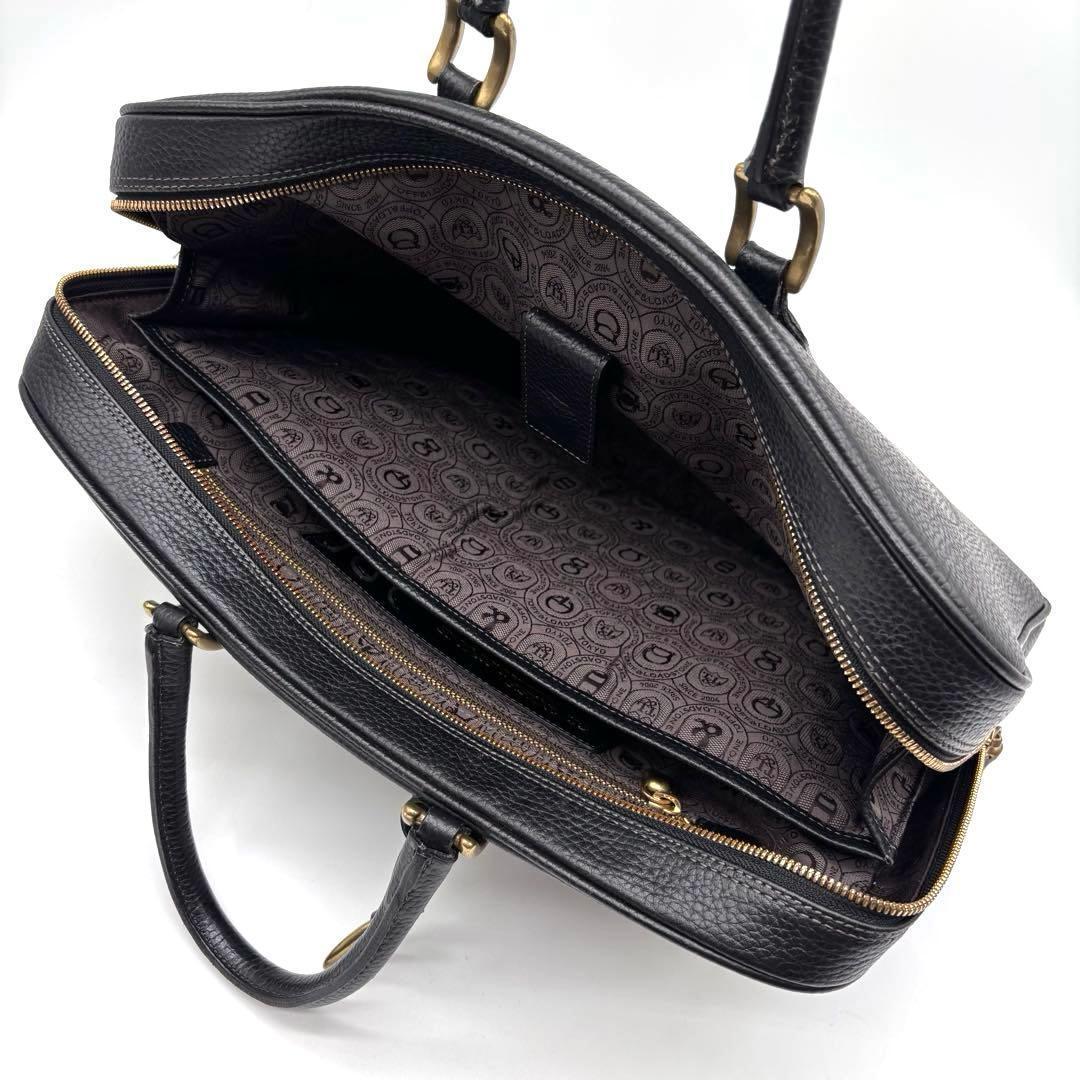 トフアンドロードストーン　Vブリーフ　ビジネスバッグ　A4可　レザー