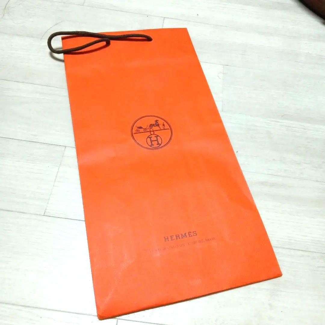 HERMES オレンジ色 紙袋 封筒型