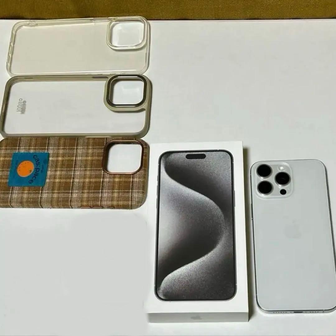 美品iPhone 15 Pro Max ホワイト256GB 91% SIMフリー