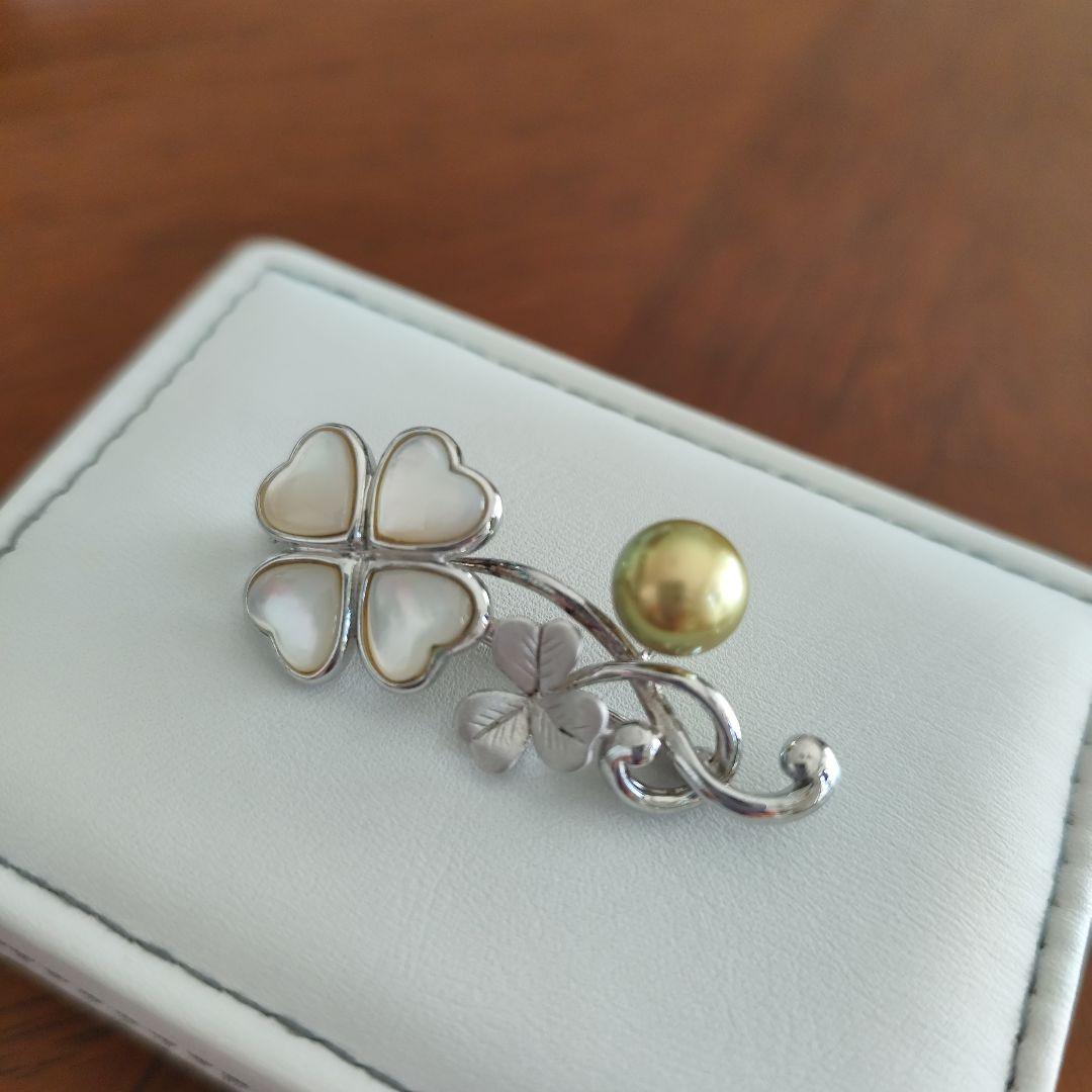 パール　ピスタチオパール　天然シェル　ブローチ　シルバー製