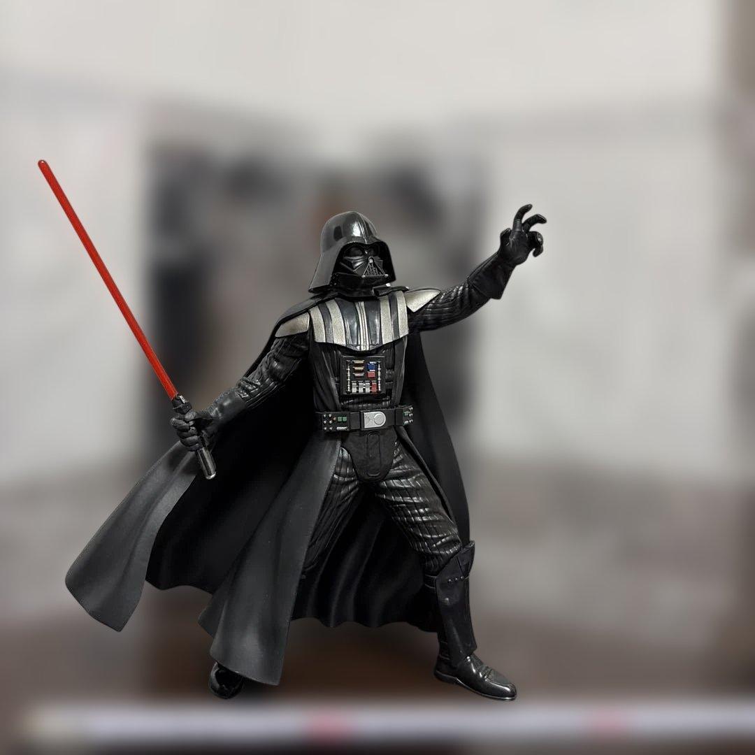 スターウォーズ　プレミアム10／1スケールフィギュア　ダースベイダー