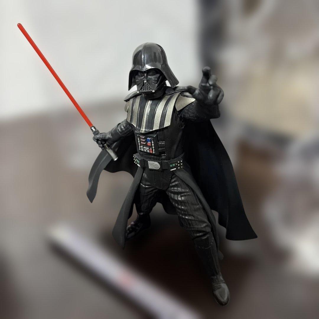 スターウォーズ　プレミアム10／1スケールフィギュア　ダースベイダー