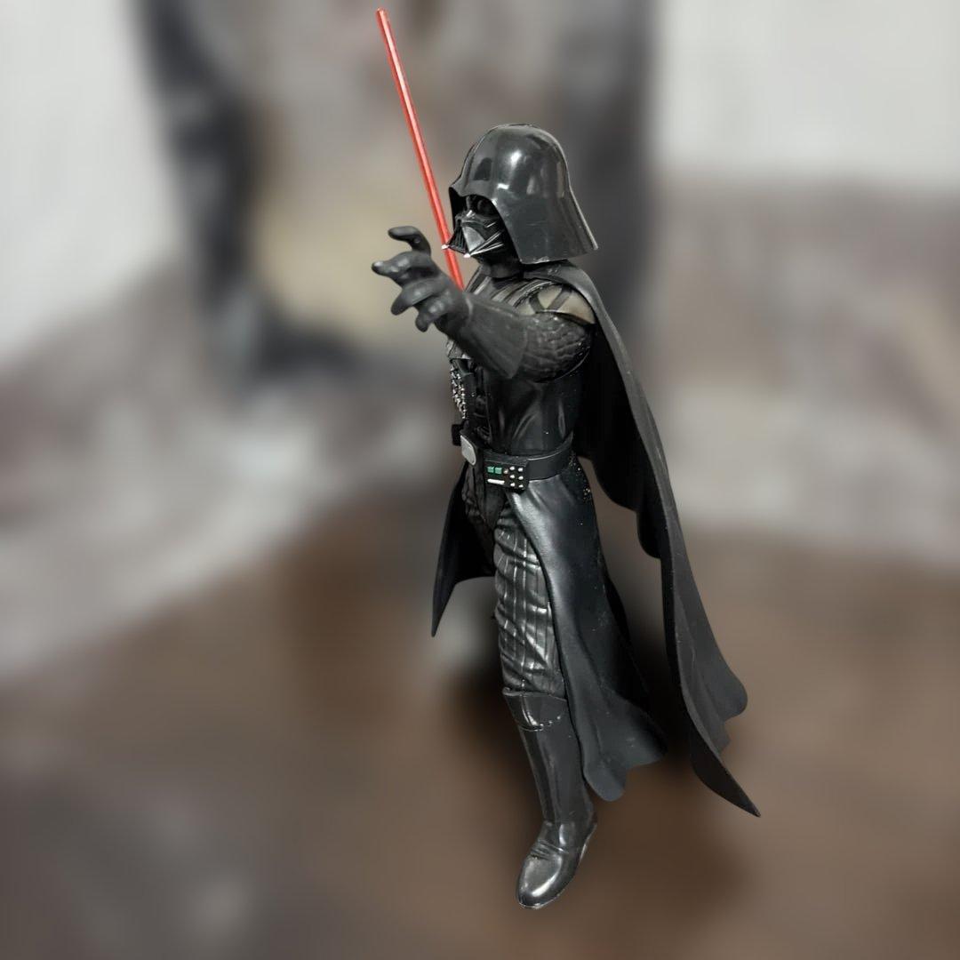 スターウォーズ　プレミアム10／1スケールフィギュア　ダースベイダー