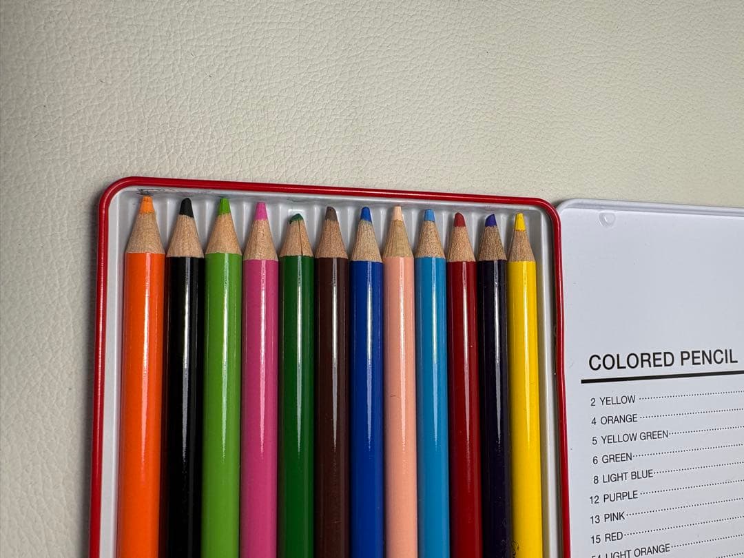 TOO木製ケース絵画セット　TOO，HOLBEIN，Uni 他セット