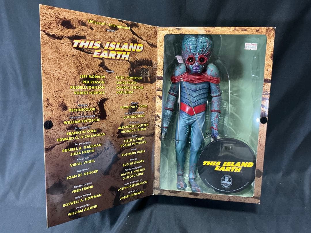 メタルーナミュータントサイドショー限定12インチフィギュア