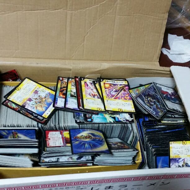 デュエマのデッキ、カード