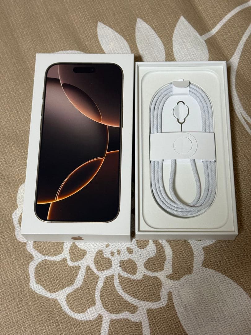 Apple iPhone16 Pro 128GB デザートチタニウムSIMフリー