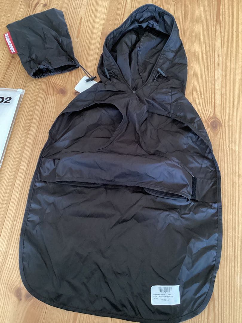 訳あり未使用品【DSQUARED2】犬用コート　Lサイズ　定価63800円