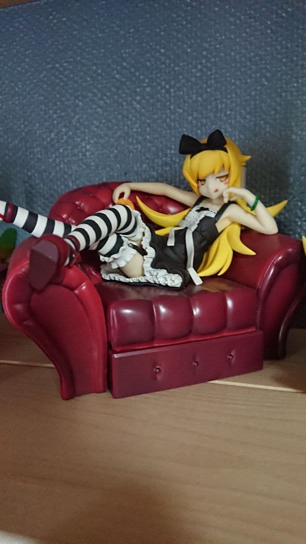 忍野忍フィギュア