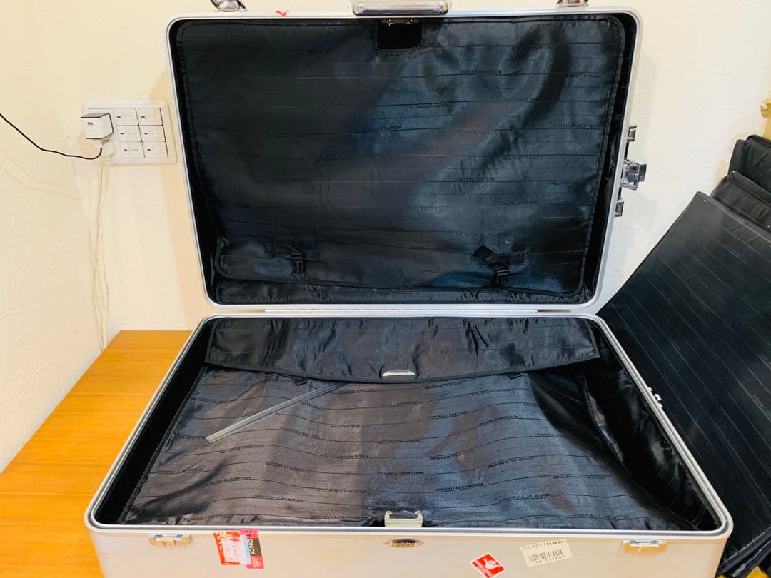 k0926-01★ゼロハリバートン キャリーケース 現状品 50×25×75