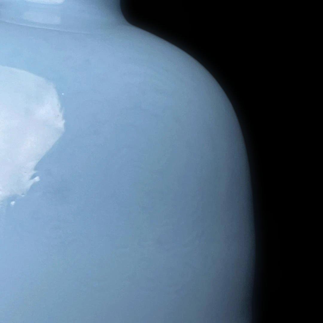 唐物 天青釉暗刻龍紋太白尊 大清康煕年製 款 中国美術 古玩 SH27