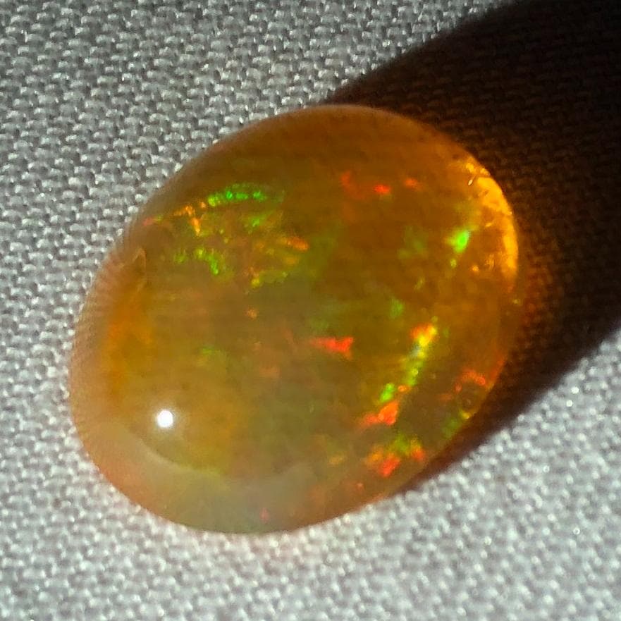 天然ファイアオパール 遊色効果有 6.602ct ソーティング付 ルース