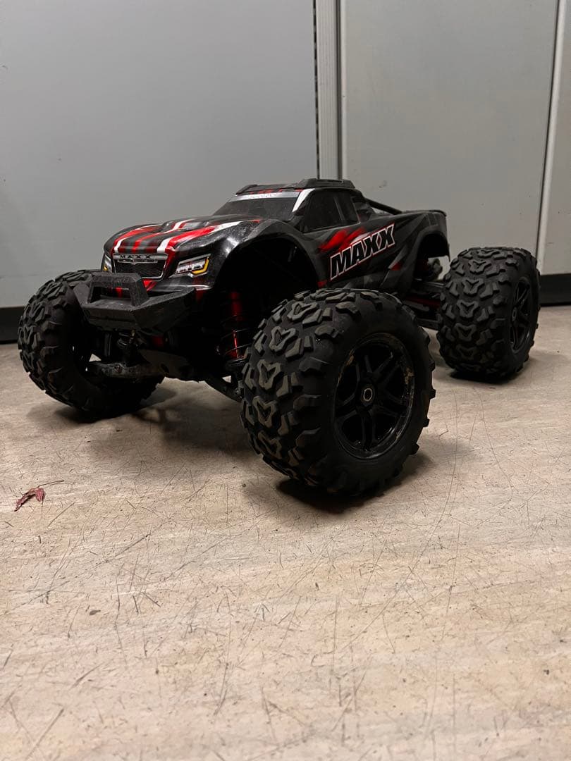 トラクサス　MAXX TRAXXS