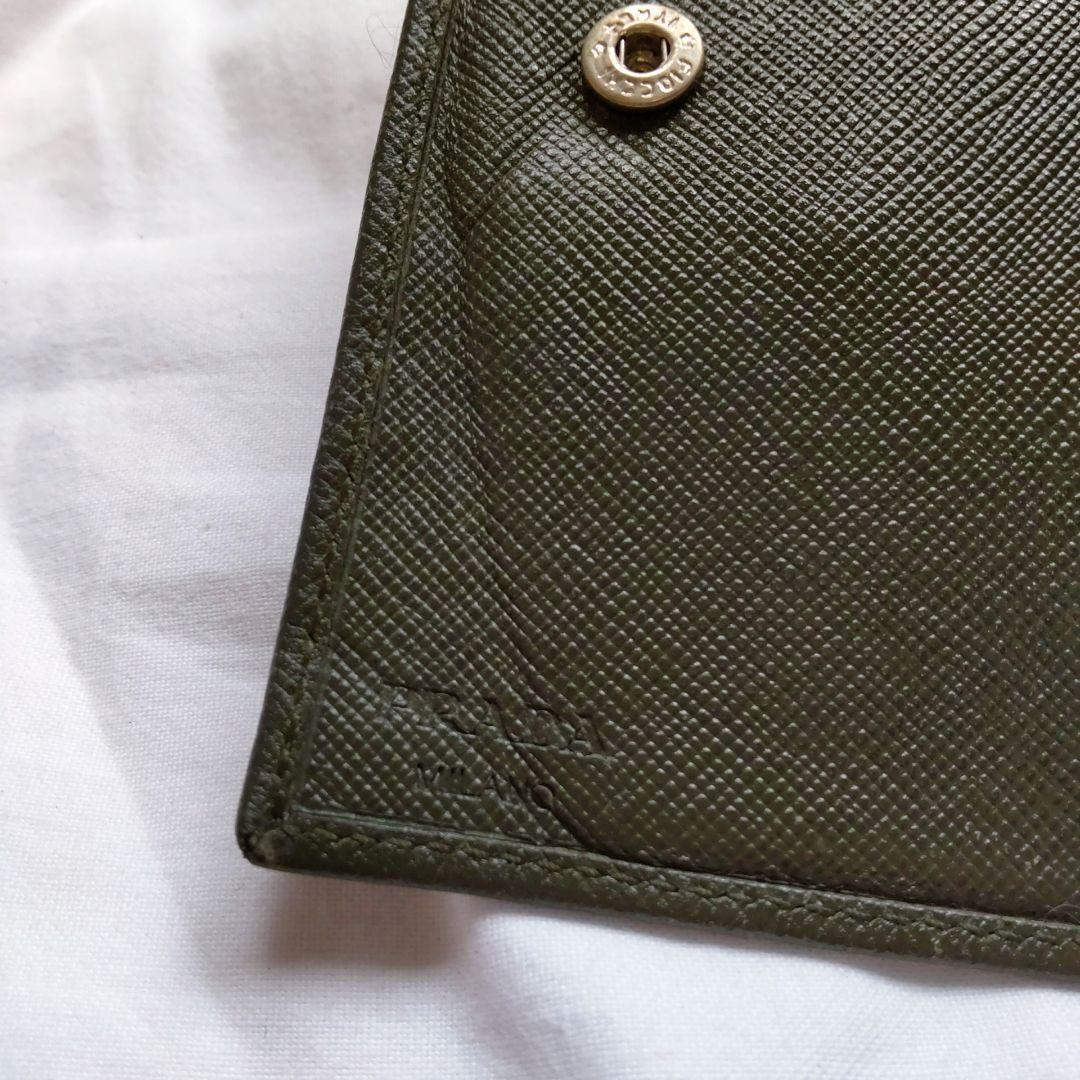 レア色✨PRADA サフィアーノレザーダークグリーンオリーブグリーン二つ折り財布
