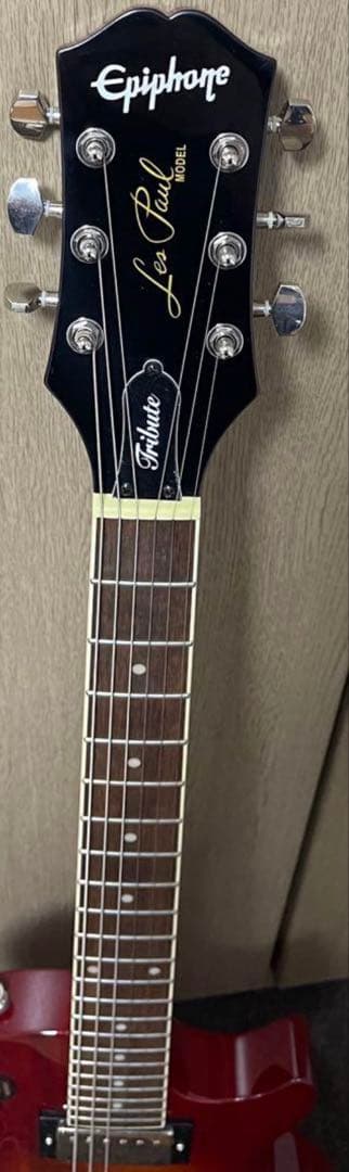 ギター Epiphone Les Paul Tribute