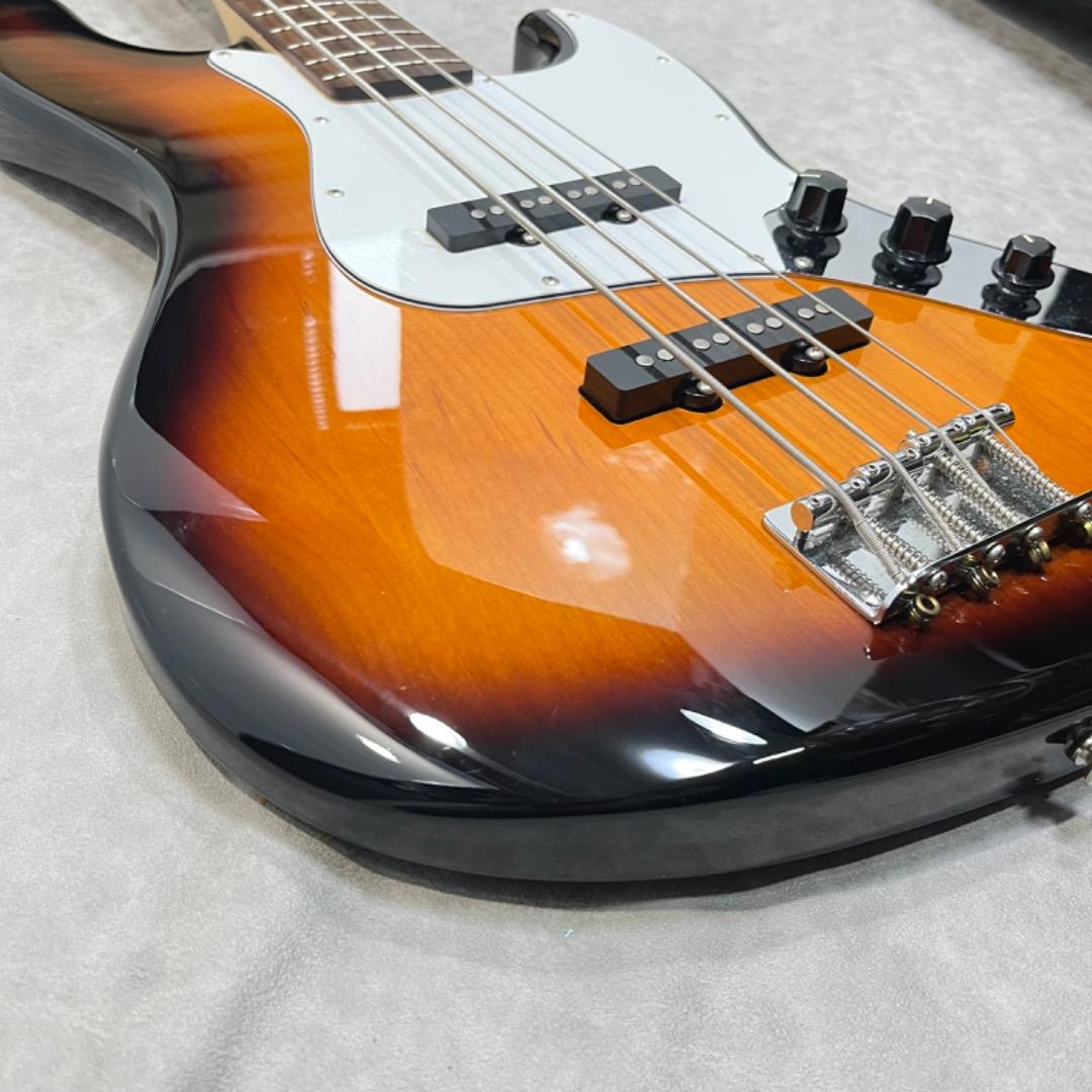 ベース Squier by Fender Affinity Jazz Bass