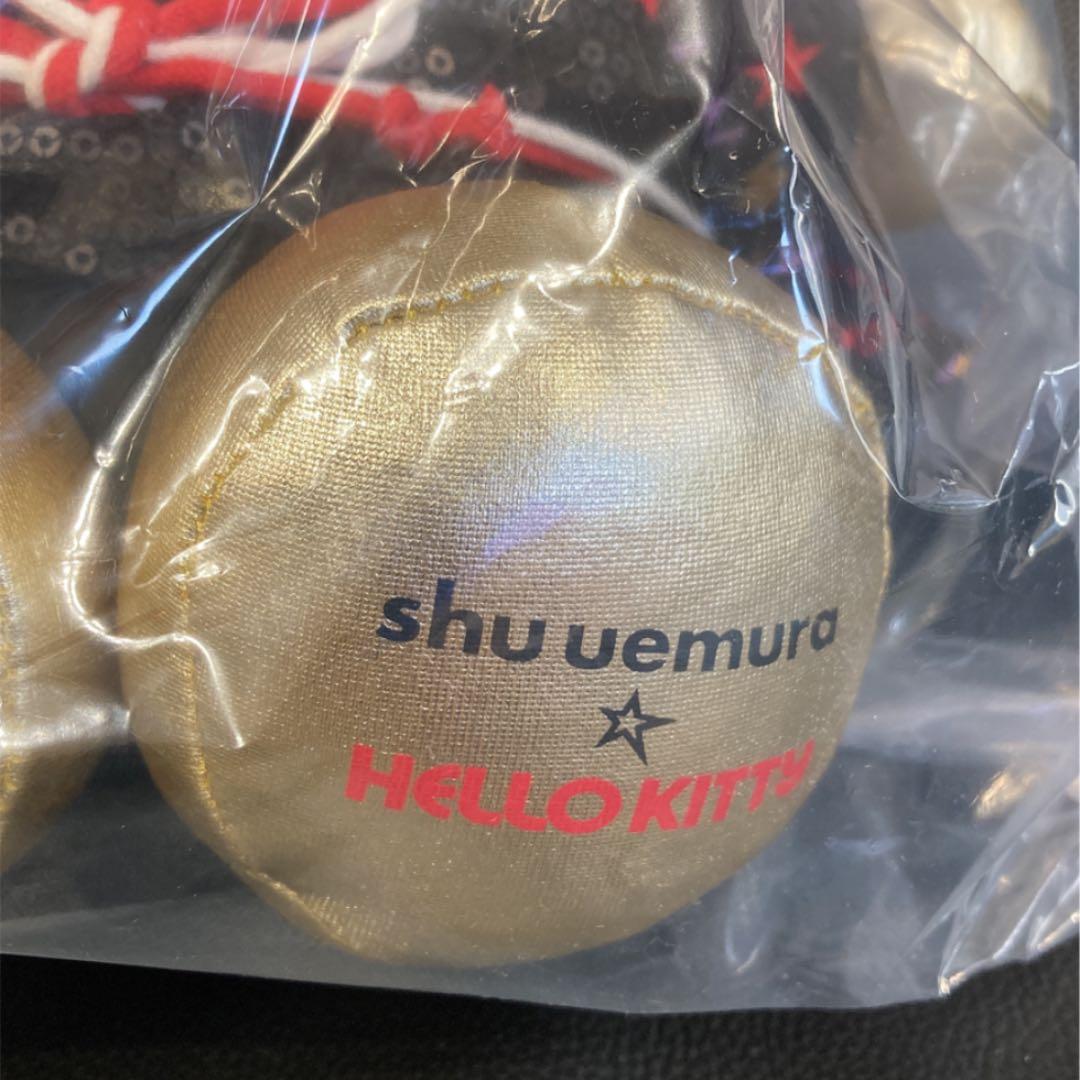 シュウウエムラ　ハローキティ　マスコット　ぬいぐるみ