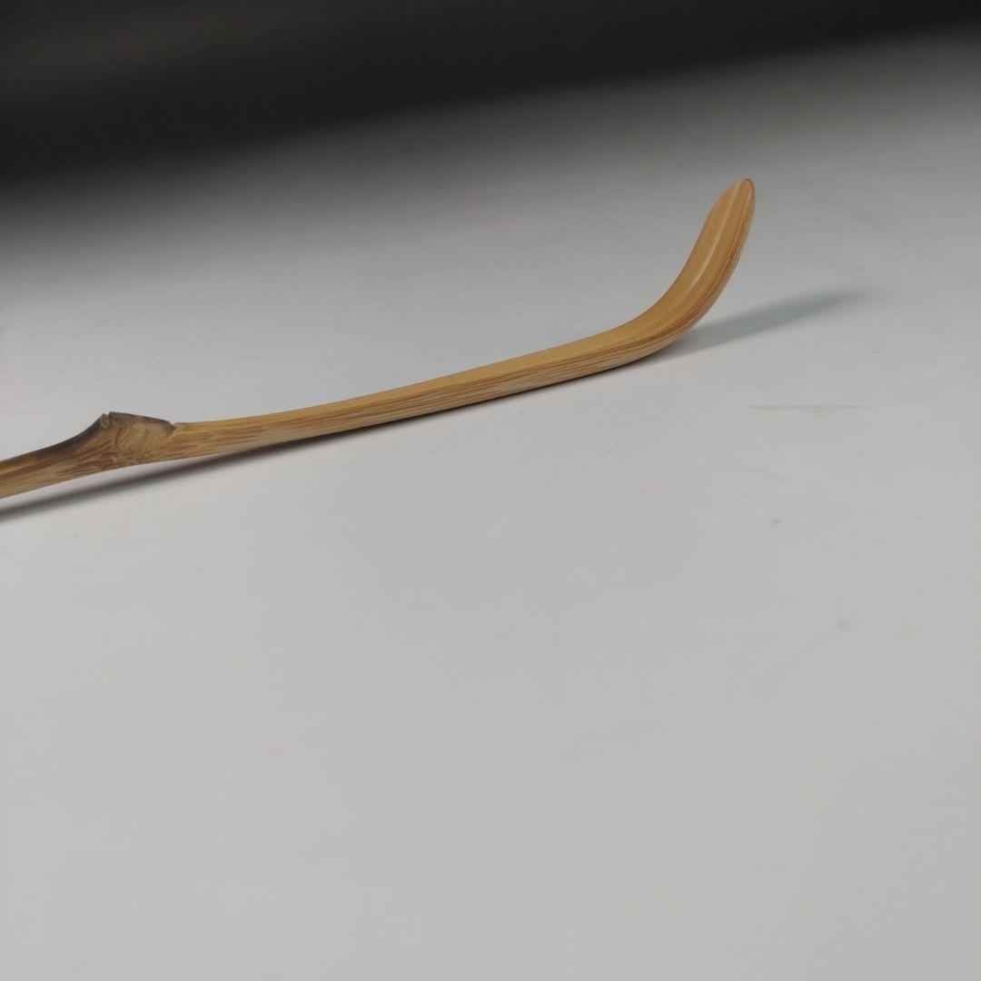 ウ42 茶杓『大徳寺　立花大亀　極箱』『銘　好日』『海野宗泰下削　共箱　しみ竹』