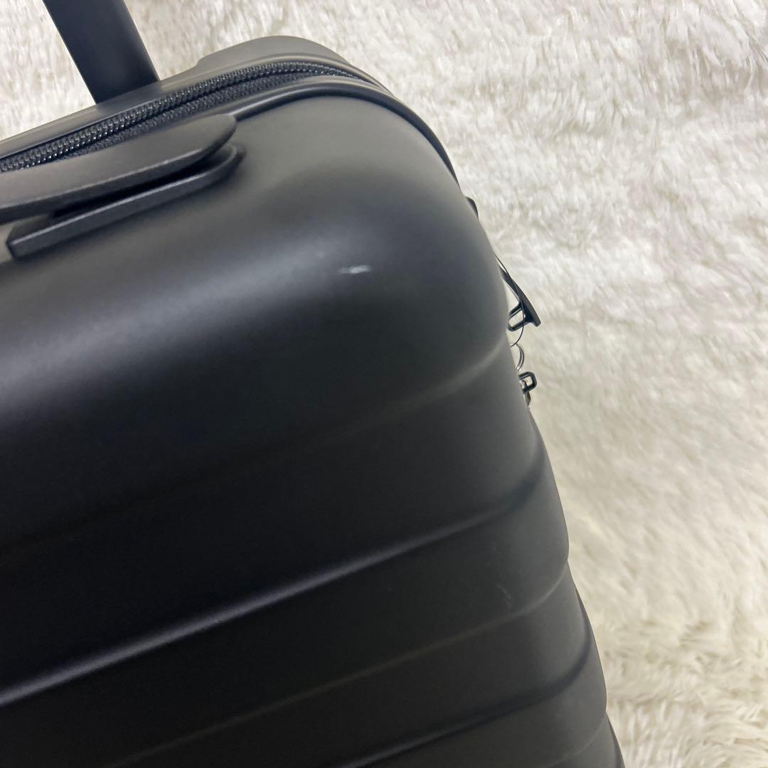 美品 送料無料 無印良品 バーを自由に調節できるハードキャリーケース 20L