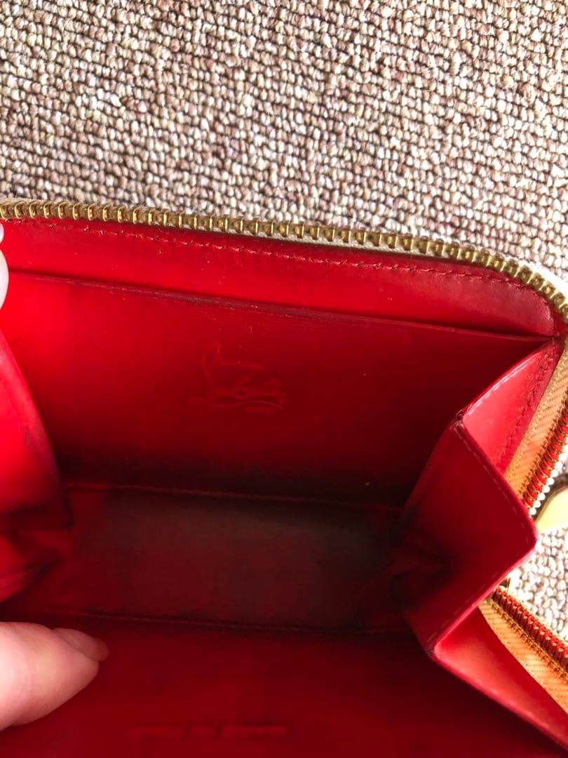 クリスチャンル　ブタン　ケース