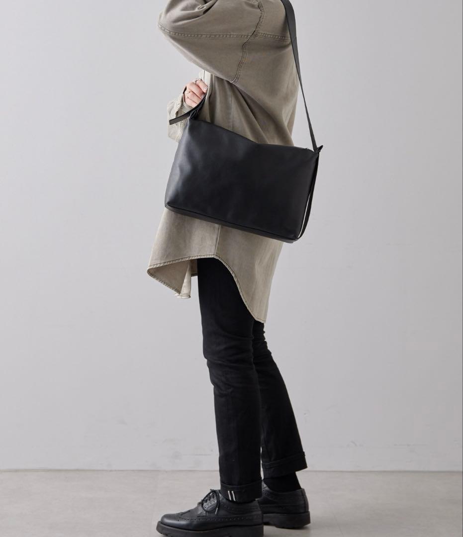 イアパピヨネearPAPILLONNER本革2WAYレザーショルダーバッグ