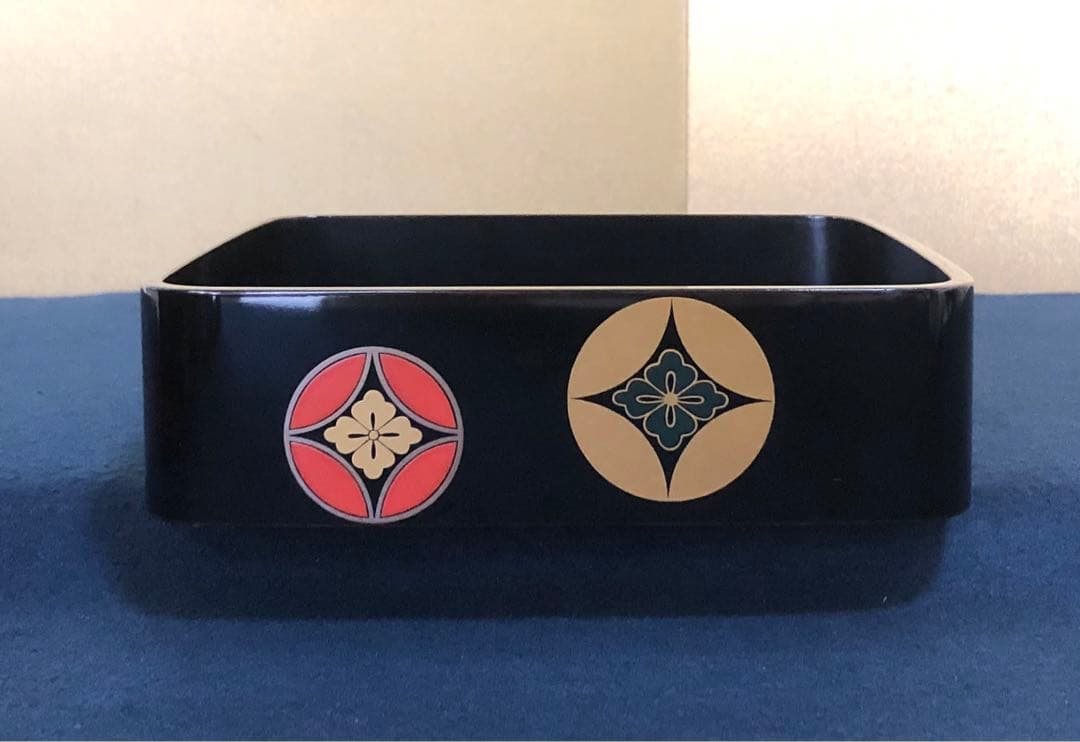 《レ》黒塗 七宝蒔絵 四段重 重台付 平安光村造 共箱 251201お2