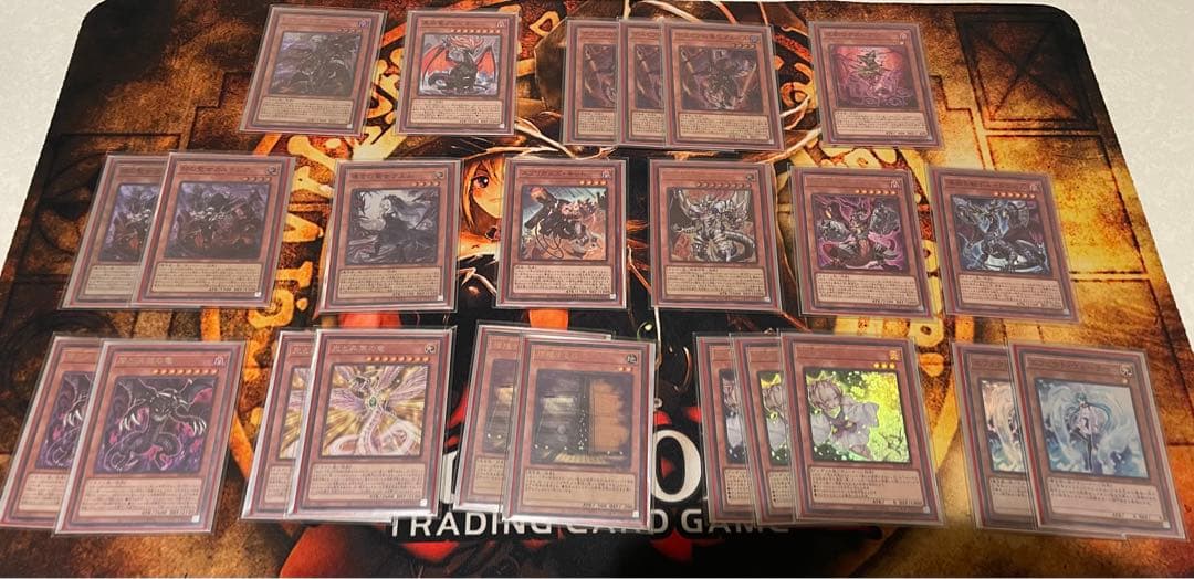遊戯王　引退品　烙印竜王デッキ　本格構築　スリーブ付き