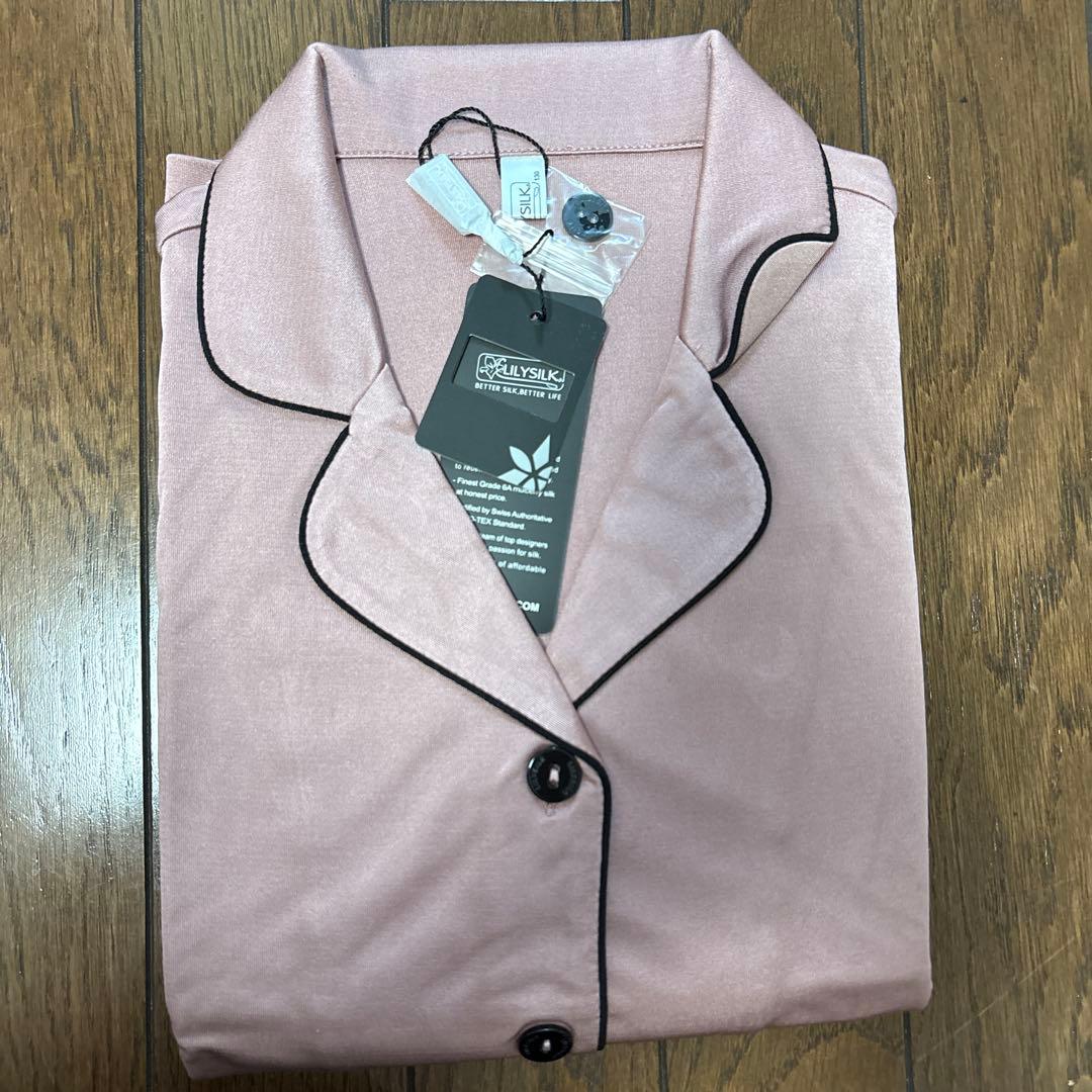 新品　リリーシルク　シルクパジャマ　キッズ　120