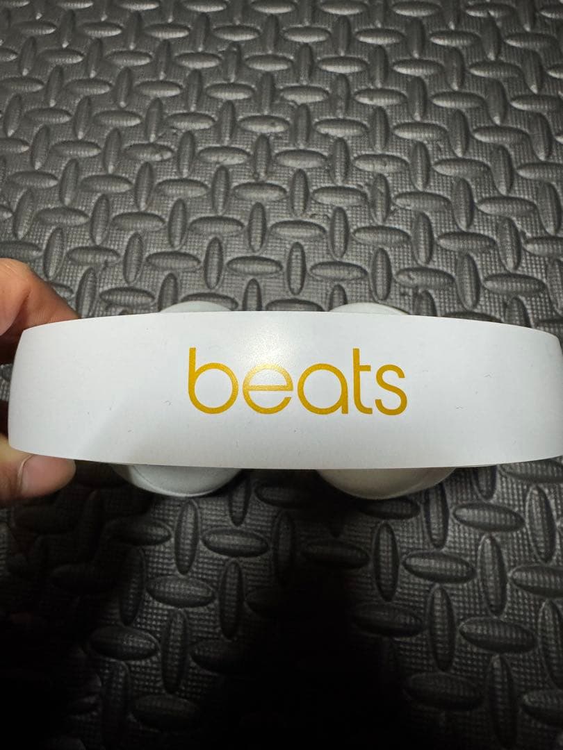 Beats Studio3 ワイヤレスノイズキャンセリングヘッドホン
