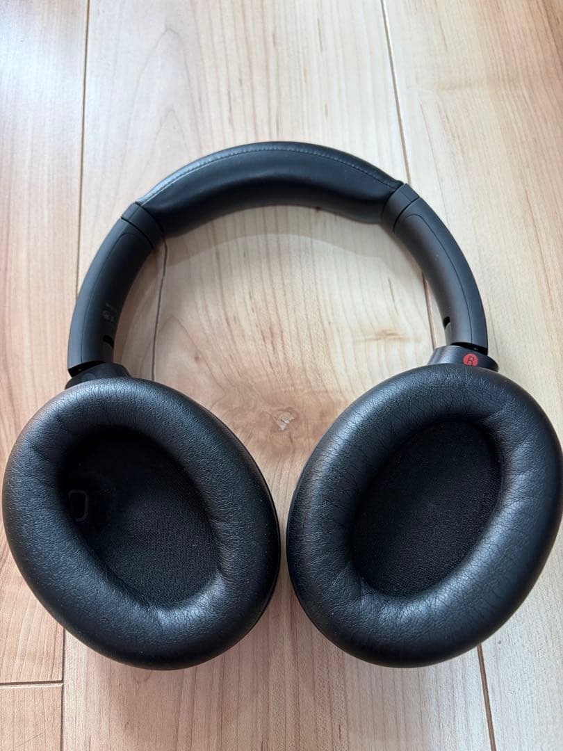 SONY ワイヤレスヘッドホン ブラック　 WH-1000 XM4