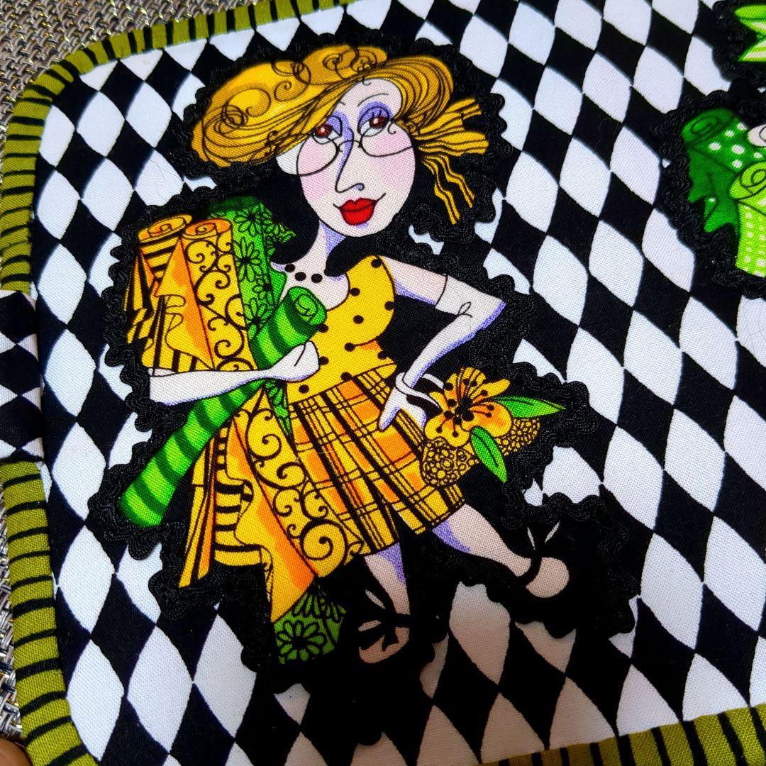 ロラライハリス　ハンドメイド　マルチケース