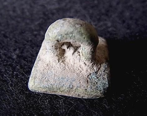 ★Q1323★古代品 （04）青銅　ブロンズ製　印章　オリエント出土