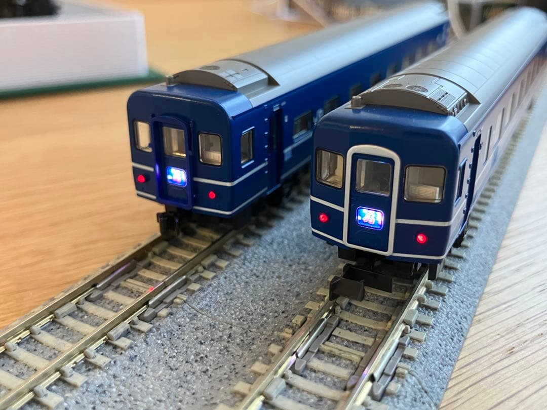 KATO 24系/14系寝台特急「さくら・はやぶさ/富士」+牽引車（EF66）